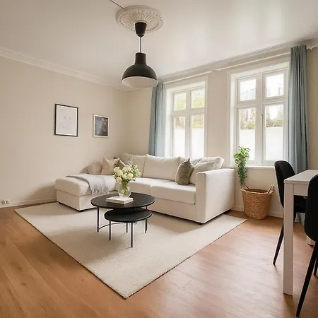 Twin Flats 1st Floor In Centre - Norwegians Minimum Age 25 ベルゲン
