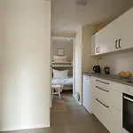 Διαμέρισμα Twin Flats 1st Floor In Centre - Norwegians Minimum Age 25 *